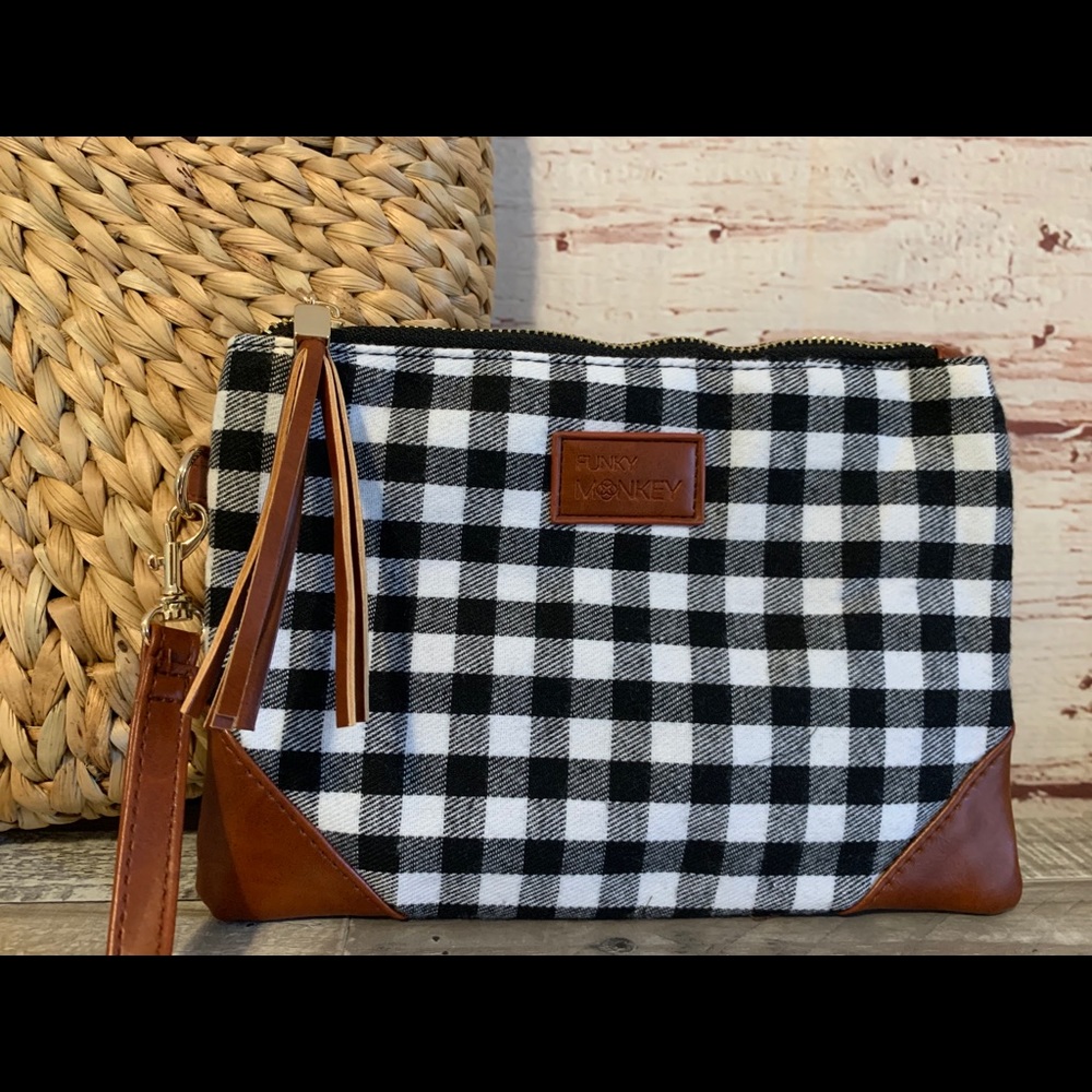 Wristlet